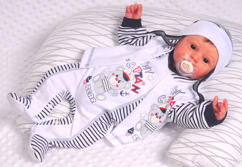 Strampler Mütze und Hemdchen Baby Anzug gestreift