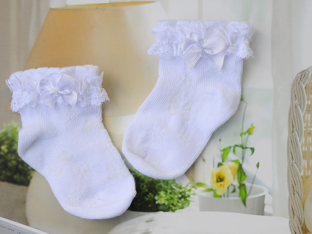 Socken in Weiß mit Rüschen für Babys und Kinder ab 0Mon