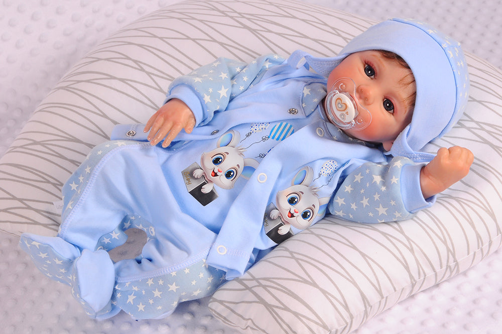 Strampler Mütze und Hemdchen Baby Anzug in Blau mit Sternchen und Hasen